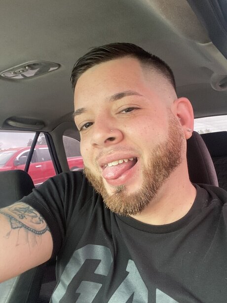 Photo nue de fuite OnlyFans de Nando Santiago