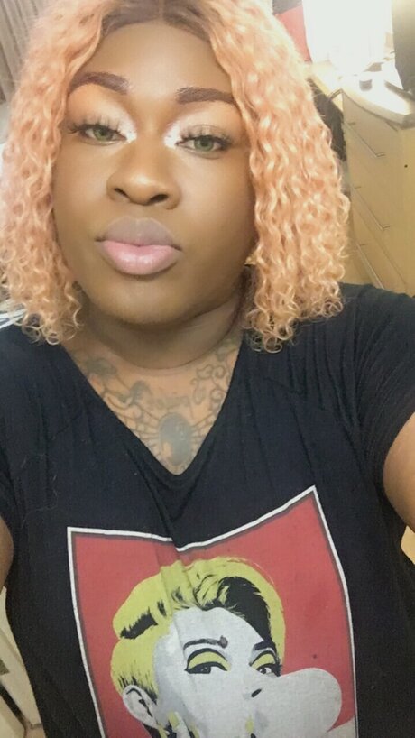 Photo nue de fuite OnlyFans de Lovek25