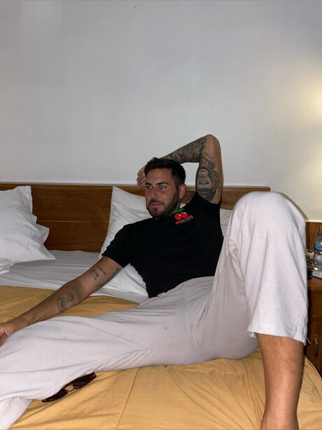 Photo nue de fuite OnlyFans de Jean Pierre