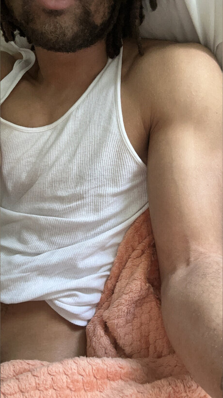 Photo nue de fuite OnlyFans de Thacreator