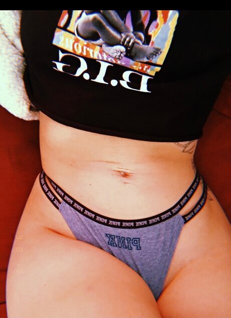 Photo nue de fuite OnlyFans de Babygirl