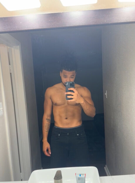 Photo nue de fuite OnlyFans de Datboiid