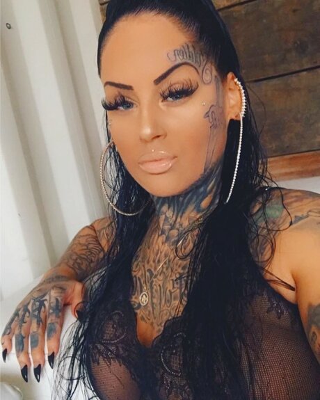 Photo nue de fuite OnlyFans de Mmebandssofficial