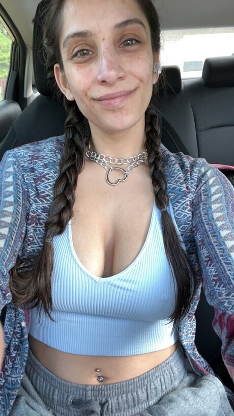 Photo nue de fuite OnlyFans de Greeneyeddaisy