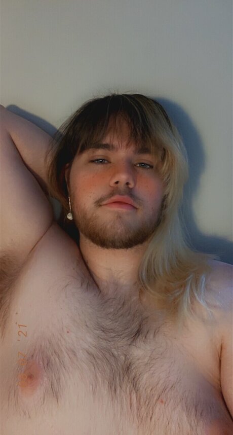 Photo nue de fuite OnlyFans de Skyler Auld