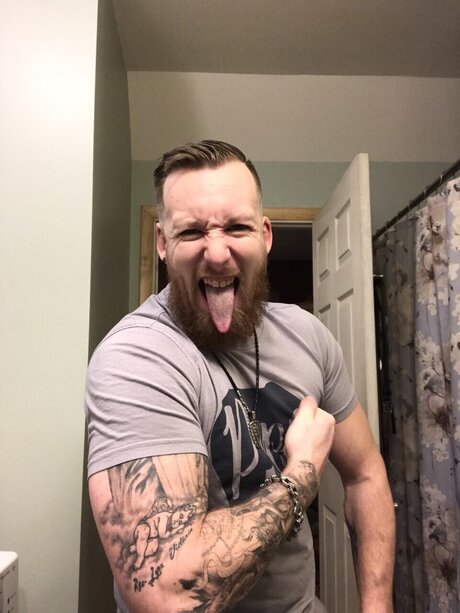 Photo nue de fuite OnlyFans de Michael Barnhart