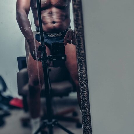 Photo nue de fuite OnlyFans de Drake Jaixon