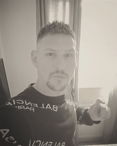 Photo nue de fuite OnlyFans de Pabs