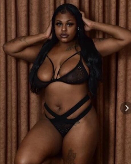 Photo nue de fuite OnlyFans de Lotus