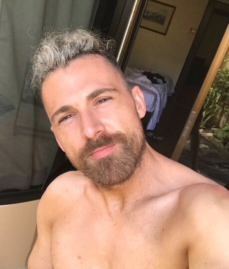 Photo nue de fuite OnlyFans de Adamj