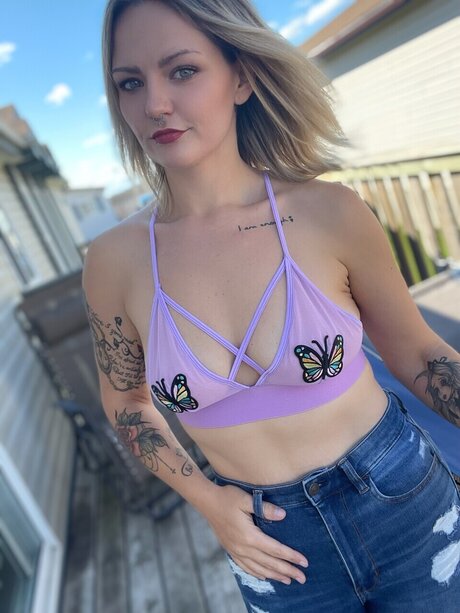 Photo nue de fuite OnlyFans de Tattedbombshell550
