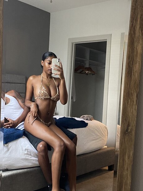 Photo nue de fuite OnlyFans de Trynacsumn