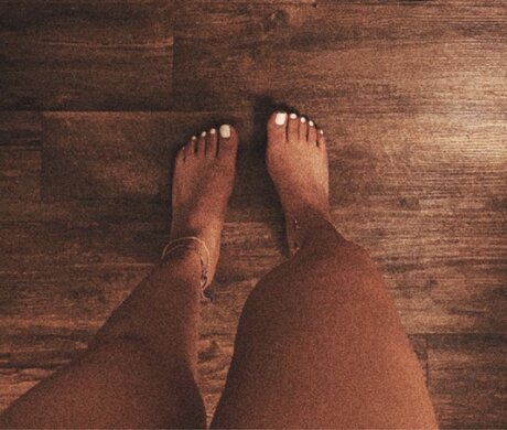 Photo nue de fuite OnlyFans de Feetforyooou