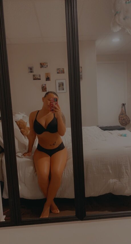 Photo nue de fuite OnlyFans de Kennnb