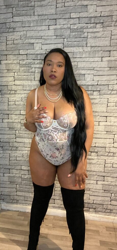 Photo nue de fuite OnlyFans de Camila