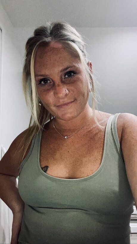Photo nue de fuite OnlyFans de Ollie