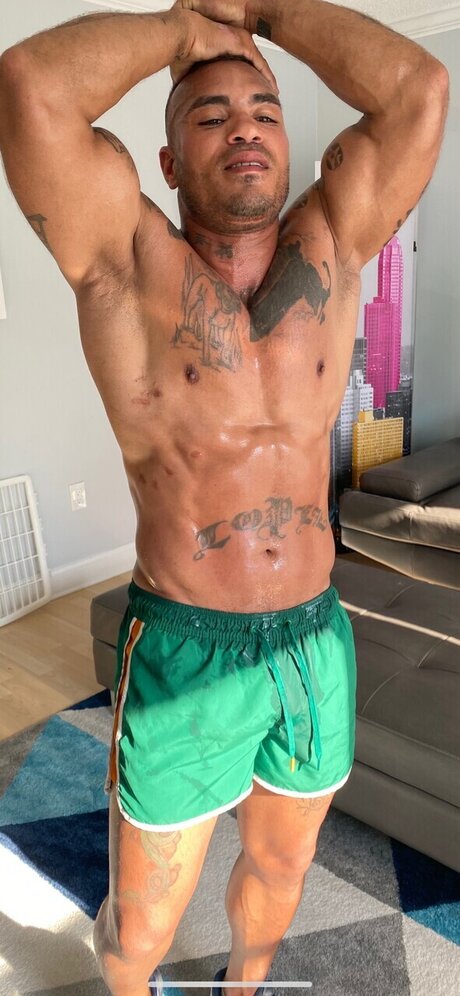 Photo nue de fuite OnlyFans de Gsxrryder
