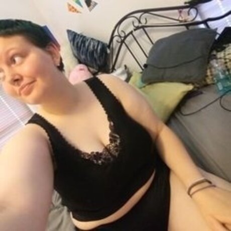 Photo nue de fuite OnlyFans de Raynethesunflower