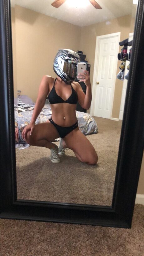 Photo nue de fuite OnlyFans de Starla