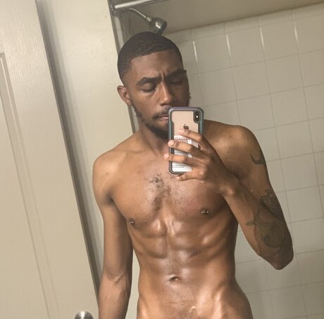 Photo nue de fuite OnlyFans de Groot 