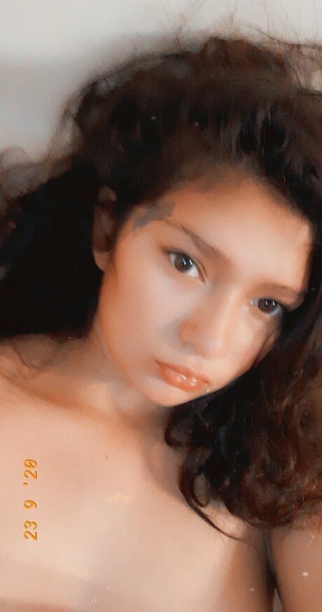 Photo nue de fuite OnlyFans de Keepi Loves