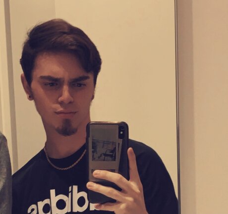 Photo nue de fuite OnlyFans de Chase Lanston