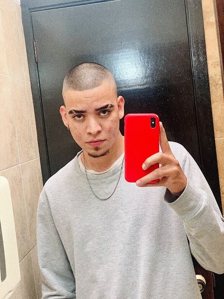 Photo nue de fuite OnlyFans de Juan