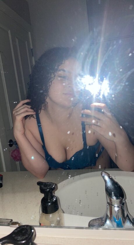 Photo nue de fuite OnlyFans de Shay Baby