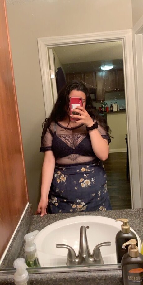 Photo nue de fuite OnlyFans de Lesssss