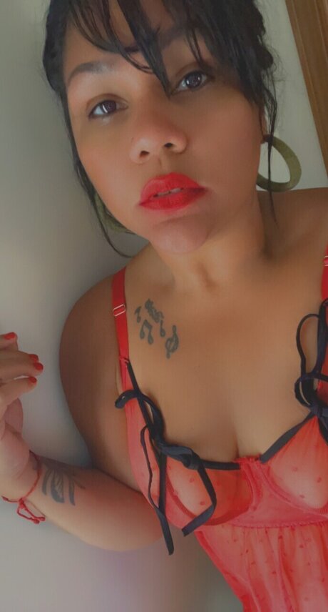 Photo nue de fuite OnlyFans de Mariemasseur
