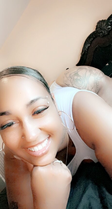 Photo nue de fuite OnlyFans de Lightskin