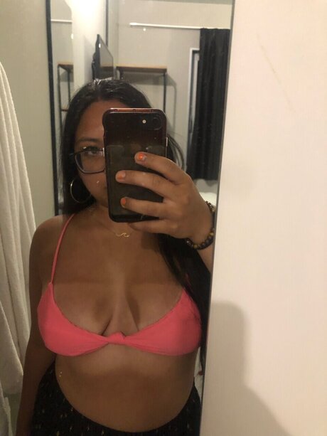 Photo nue de fuite OnlyFans de Sunkissed Mestiza