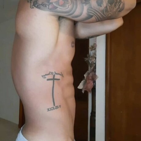 Photo nue de fuite OnlyFans de Harold250