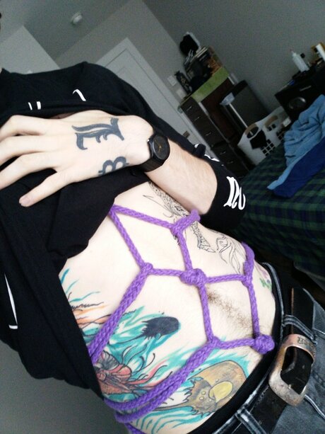 Photo nue de fuite OnlyFans de Apathy