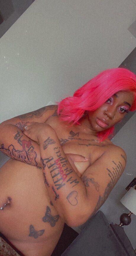 Photo nue de fuite OnlyFans de Lundyn Rose