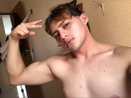 Photo nue de fuite OnlyFans de Raymundo