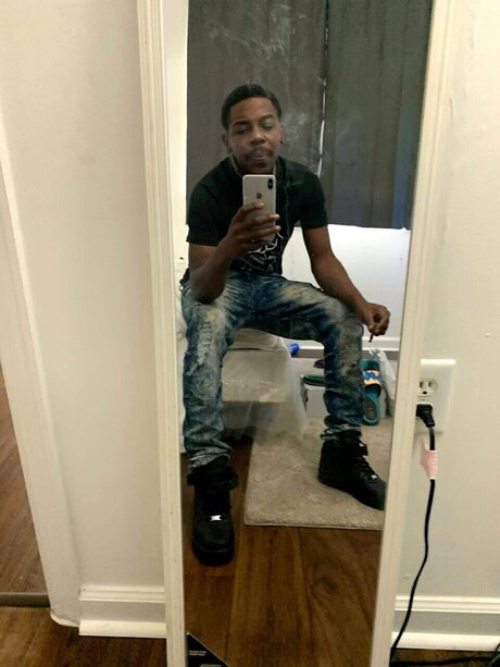 Photo nue de fuite OnlyFans de Thevibe Ent