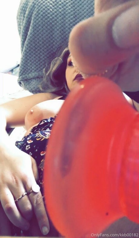Photo nue de fuite OnlyFans de Kkb00182