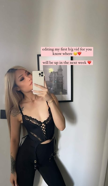 Photo nue de fuite OnlyFans de Sarinasong