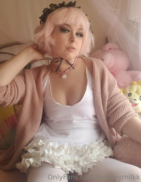 Photo nue de fuite OnlyFans de Bunnyymilkk