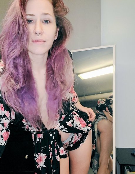 Photo nue de fuite OnlyFans de Bellaenchantressxxx