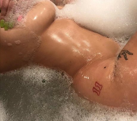 Photo nue de fuite OnlyFans de Disturbia