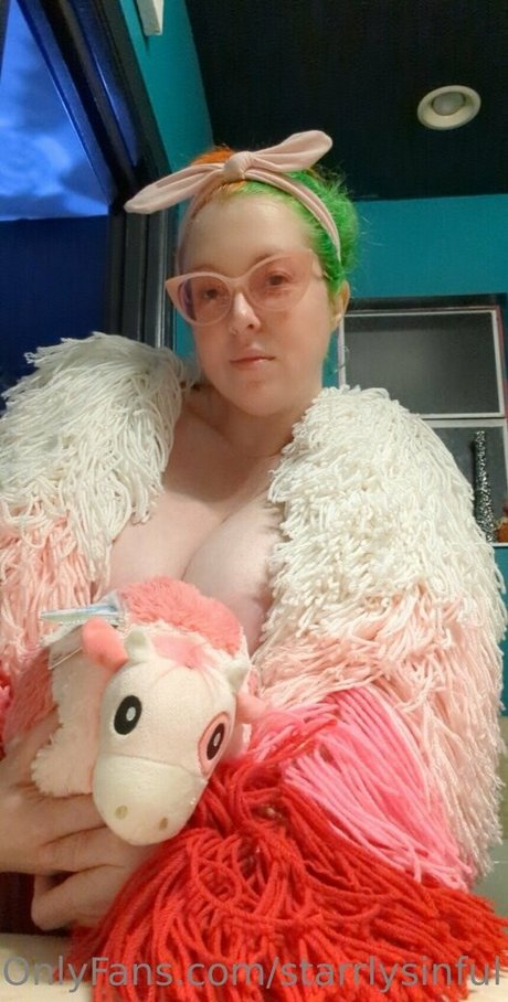 Photo nue de fuite OnlyFans de Starrlysinful