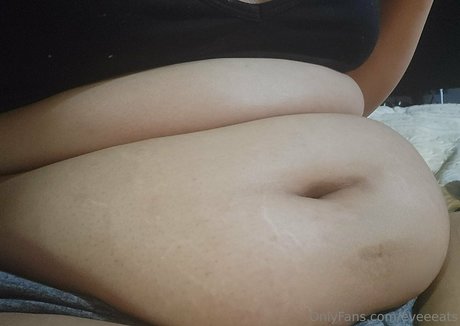 Photo nue de fuite OnlyFans de Chubbyevilbrat