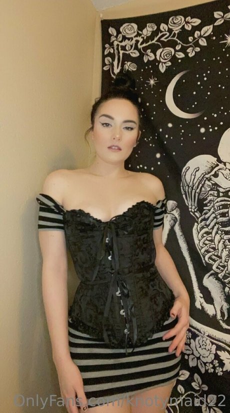 Scarlottnyx22
