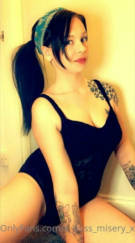 Photo nue de fuite OnlyFans de Xmissmiseryx