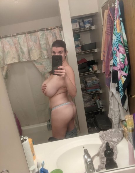 Photo nue de fuite OnlyFans de Jenninoblexxx