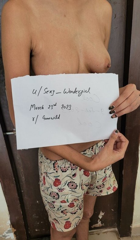 Photo nue de fuite OnlyFans de Sexywondergirl