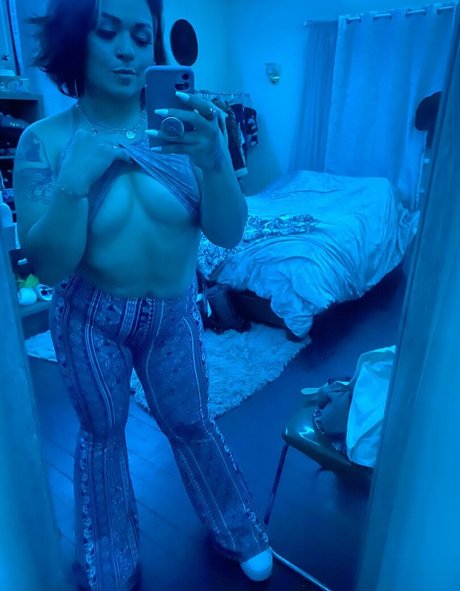 Photo nue de fuite OnlyFans de Mariipapii69