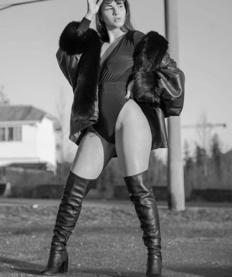 Photo nue de fuite OnlyFans de Angela Amethyst
